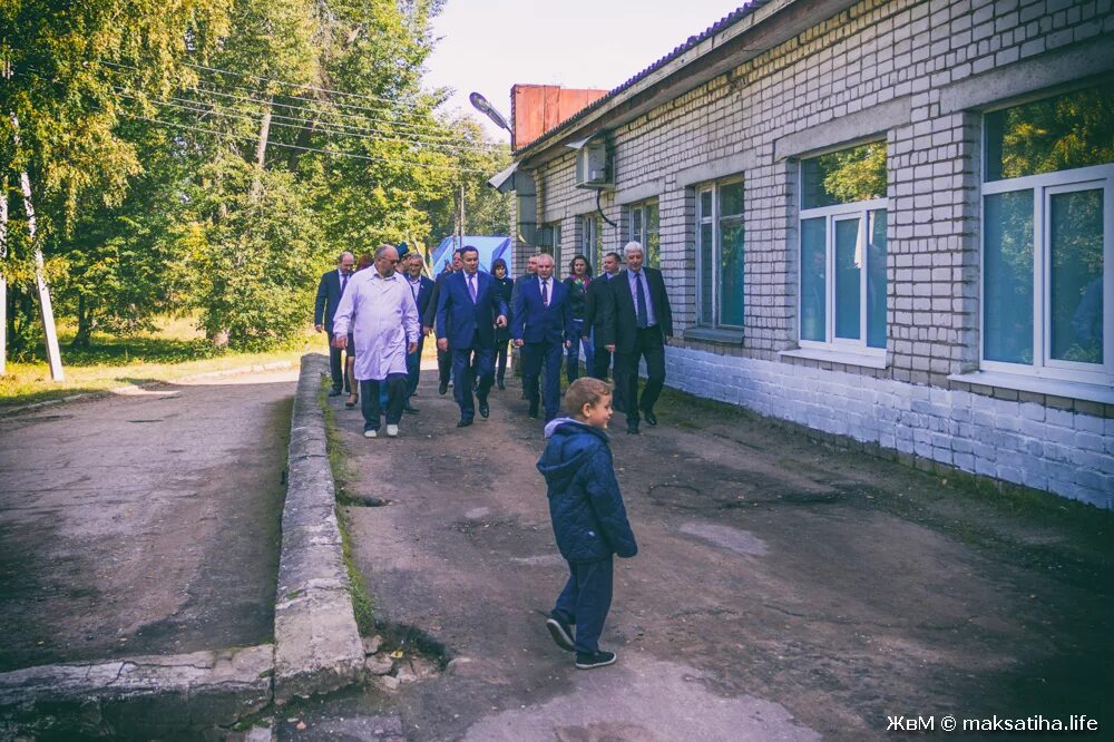 Прогноз погоды в максатихе. Максатиха больница. Максатиха Тверская обл. Полицейские Максатиха. Здание старой ЦРБ П. Максатиха.