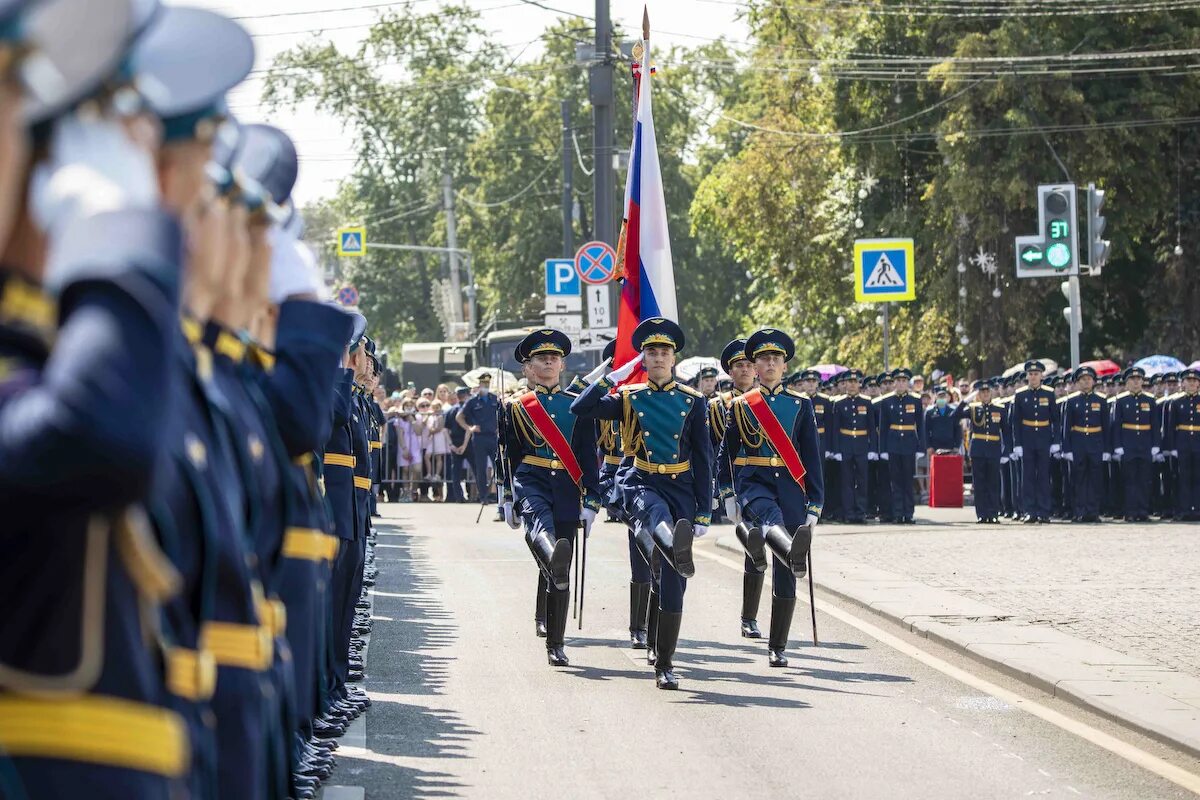 Военно воздушная академия г воронеж. ВУНЦ ВВС ВВА Воронеж. ВУНЦ ВВС ВВА Воронеж выпускной 2021. Курсанты ВУНЦ ВВС ВВА. Выпускной ВУНЦ ВВС ВВА Воронеж.