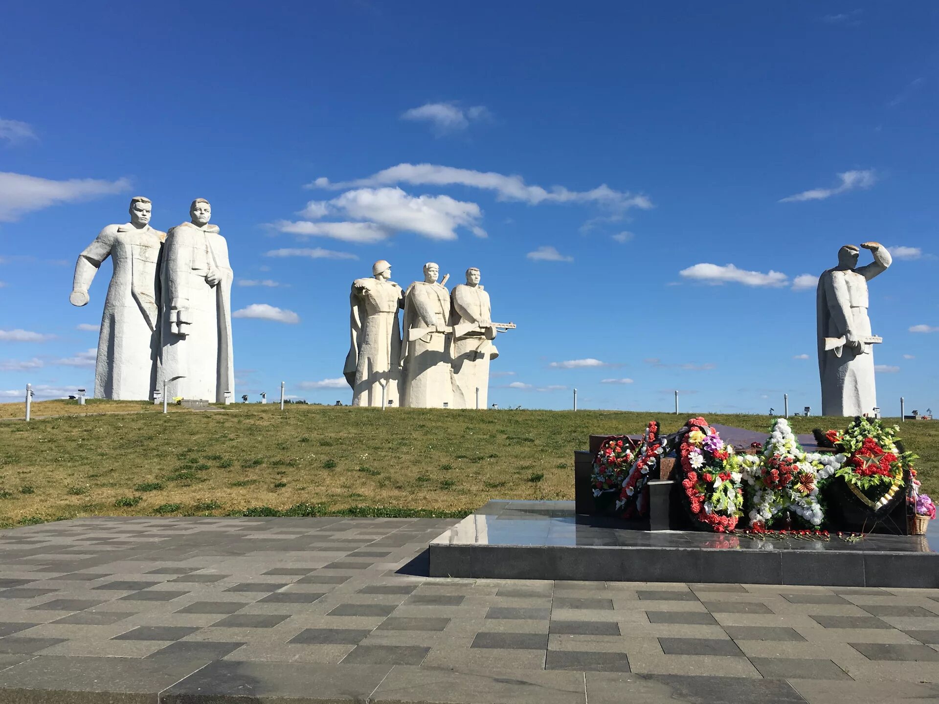 дубосеково мемориал