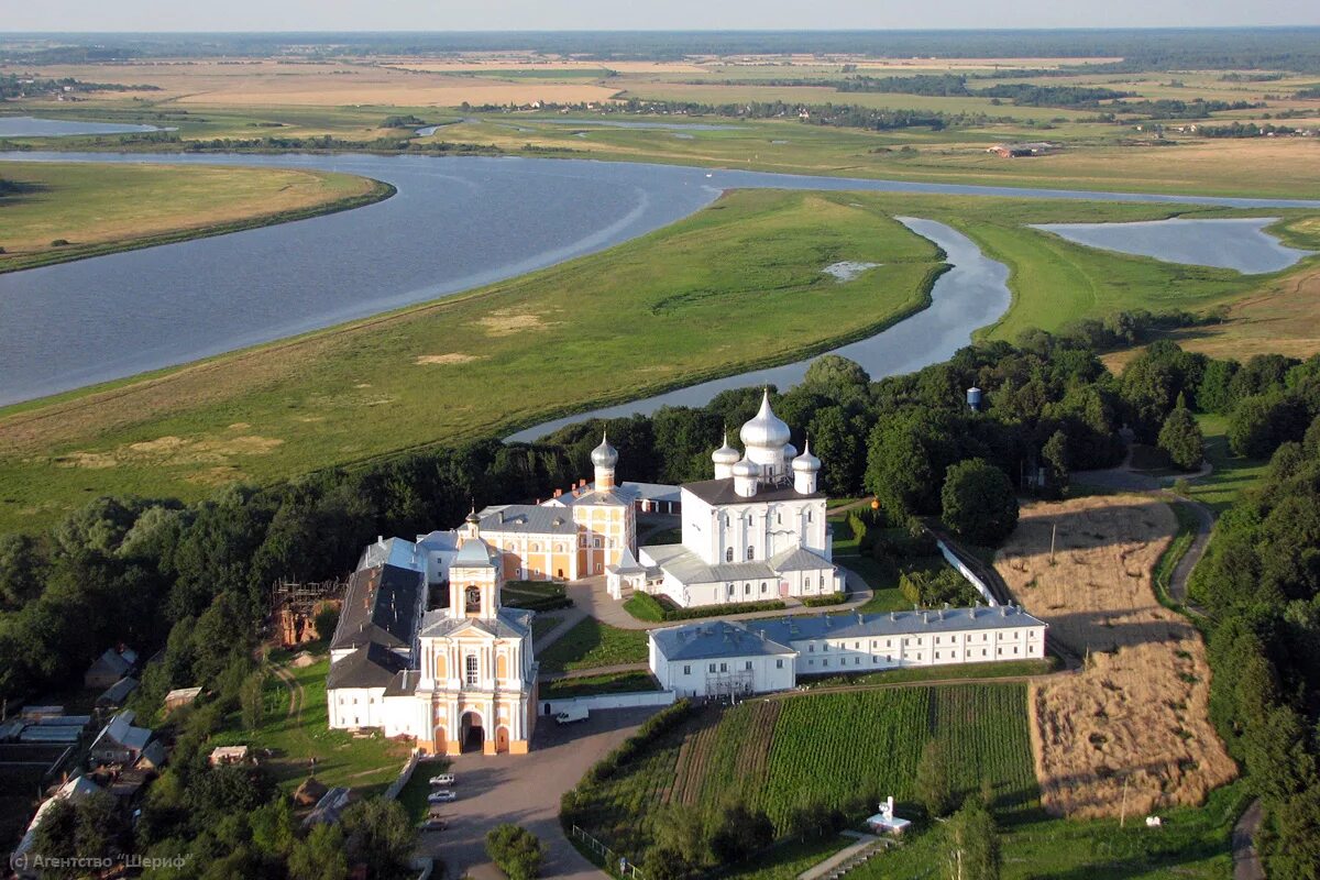 Варлаамо-Хутынский монастырь Великий Новгород. Хутынь Великий Новгород монастырь. Варлаамо-Хутынский Спасо-Преображенский женский монастырь. Преображенский Варлаамо-Хутынский монастырь Новгородская область. Новгородская область википедия