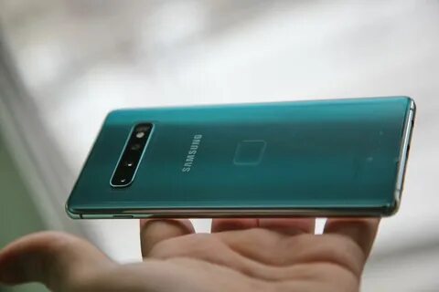 Galaxy s22 зеленый