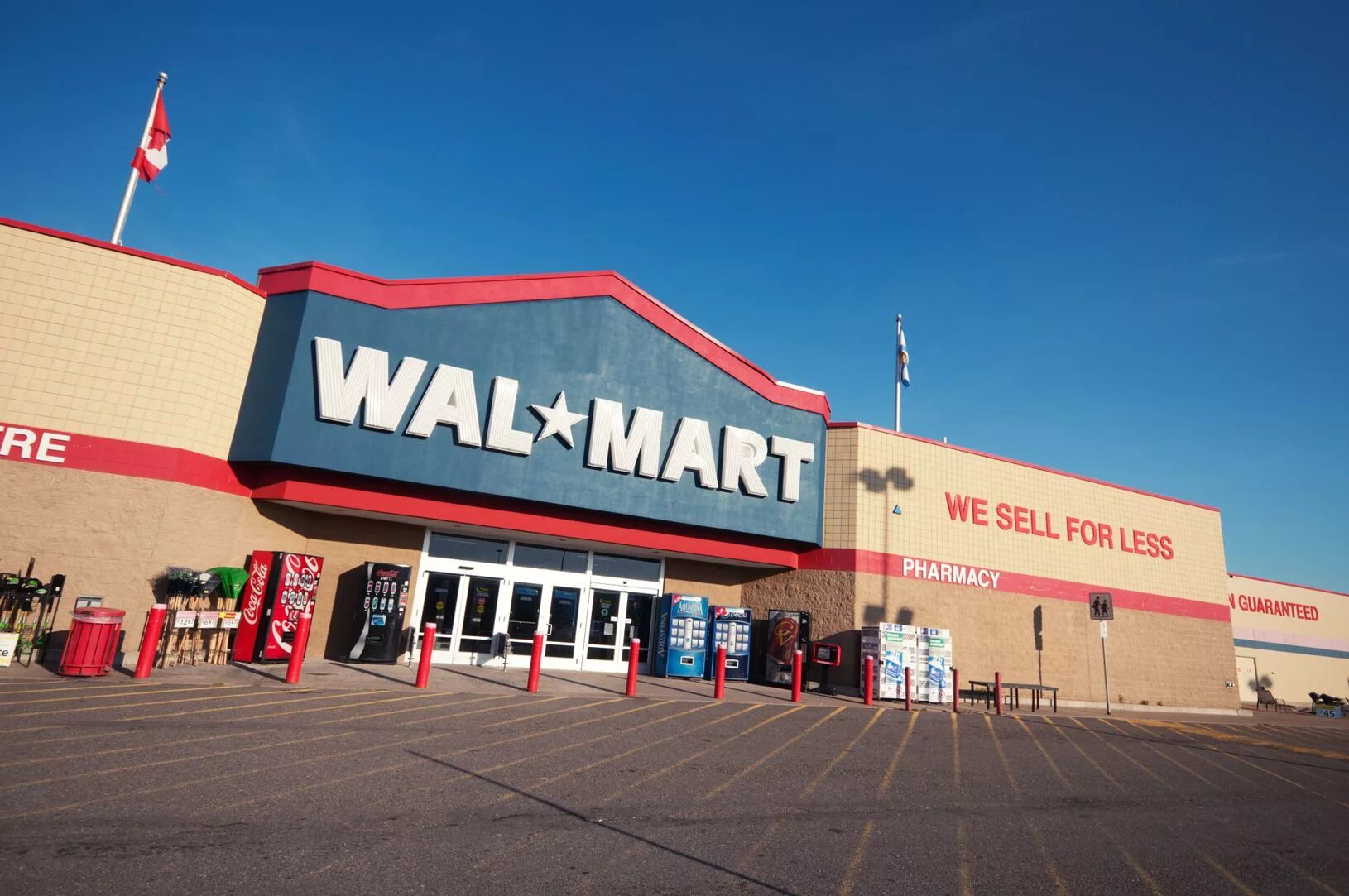Wal mart. Walmart. walmart сша. walmart building.