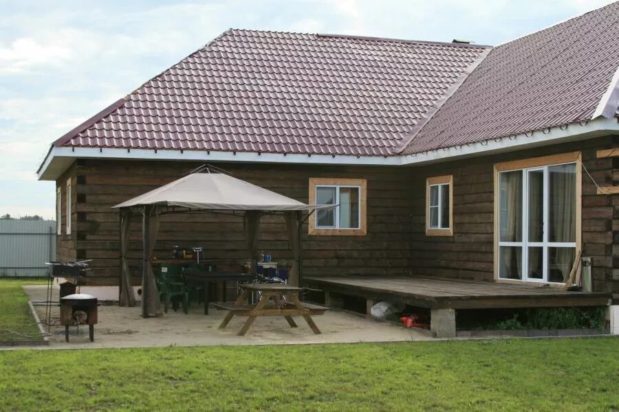 Село каргаполово новосибирская область. Рыболовная база клевое место домики. Рыболовные базы. Сузунский район с. База каргаполово сузунский район.