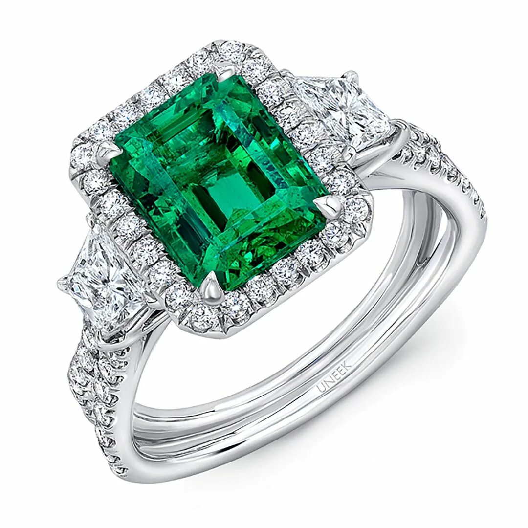 Emerald white. Кольцо Piaget с зеленым камнем. Ломбард изумруд. Муассанит изумруд. Кольцо с изумрудом т14101а004.