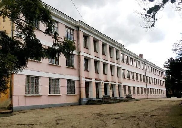 Спецшкола избербаш. Специализированная школа интернат. Специальная коррекционная школа. Коррекционная школа 37 новосибирск. Опочка псковская школа интернат.