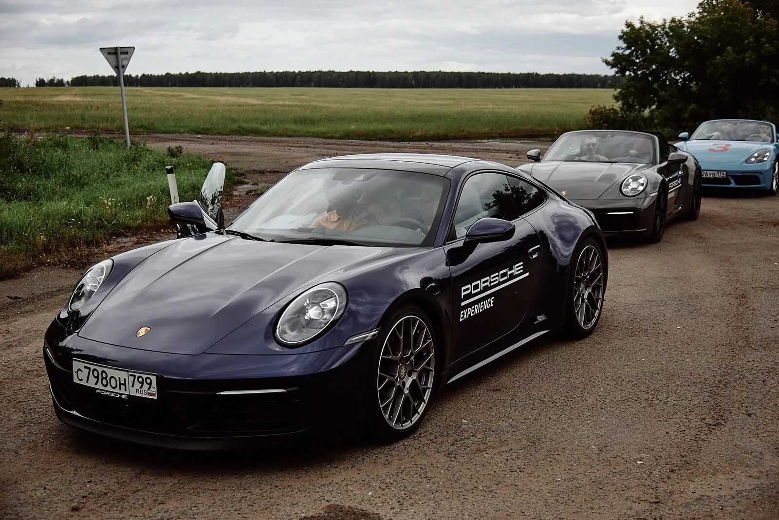 Порше калиф. Porsche 911 gt2 997 2008. Porsche 911 gt3 2014. Машина porsche 911. Porsche 911 turbo 2006.