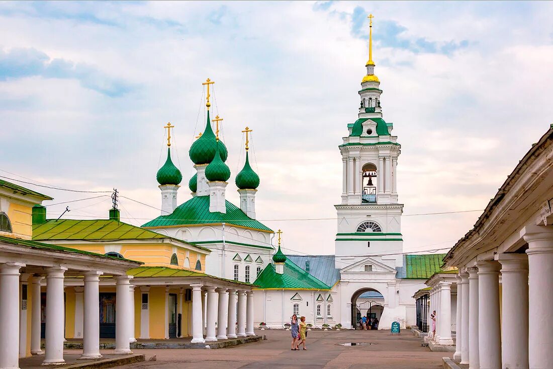 Кострома исторический центр. Церковь Спаса Кострома. Церковь Спаса Кострома Церковь в рядах. Кострома центр города.