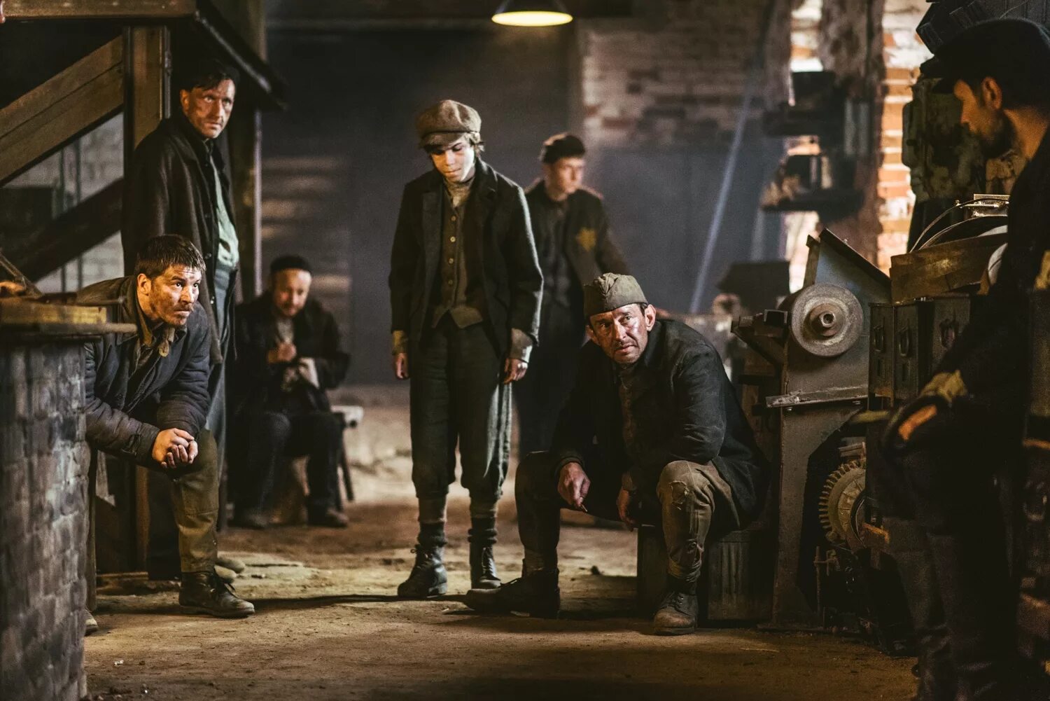 Собибор это. Константин хабенский собибор. Кристофер ламберт собибор. Константин хабенский собибор. Хабенский в фильме собибор.