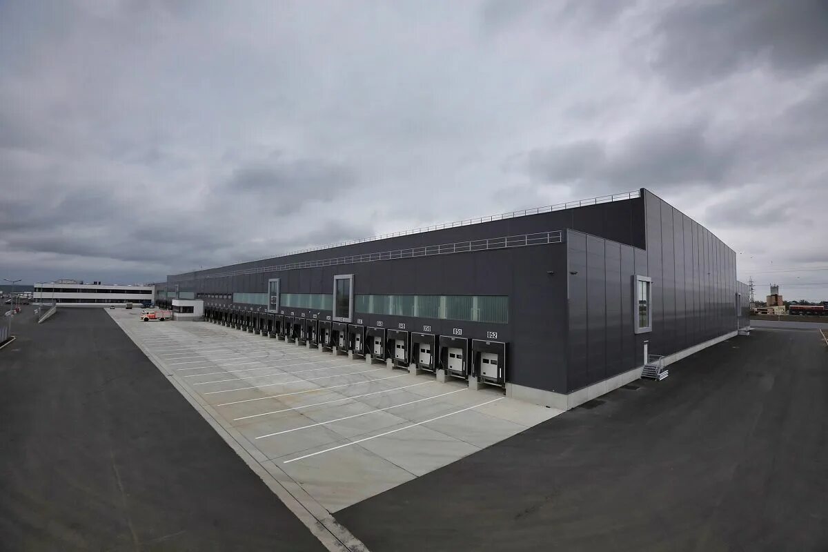 Logistic center