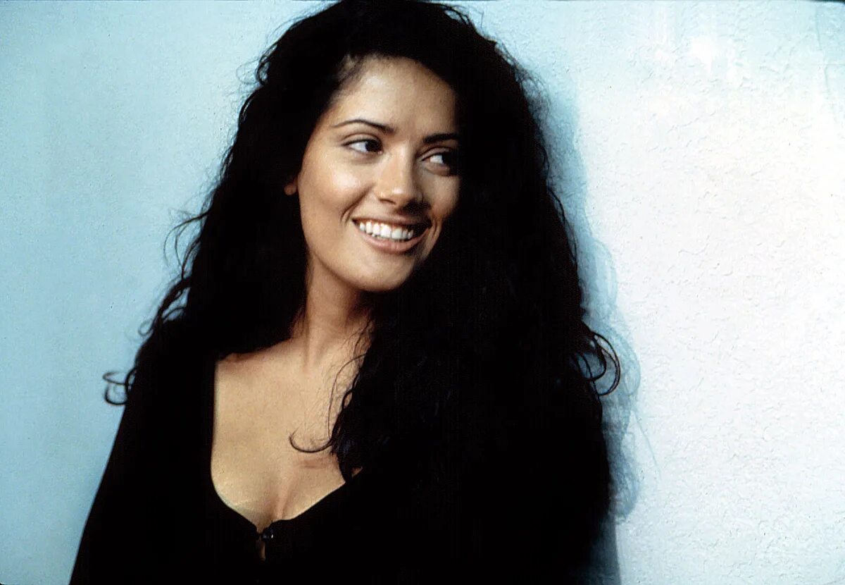 антонио бандерас и сальма хайек. отчаянный фильм 1995 сальма хайек. антонио бандерас отчаянный. сальма хайек desperado. сальма хайек отчаянный 1995.