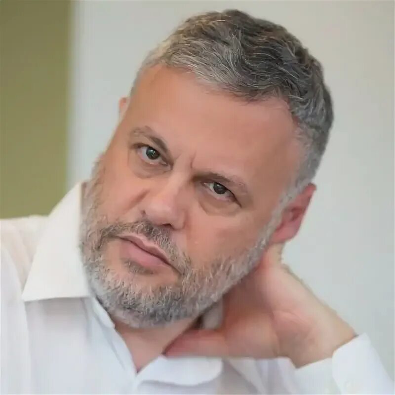 Марком директор. Директор школы 800 нижний новгород.