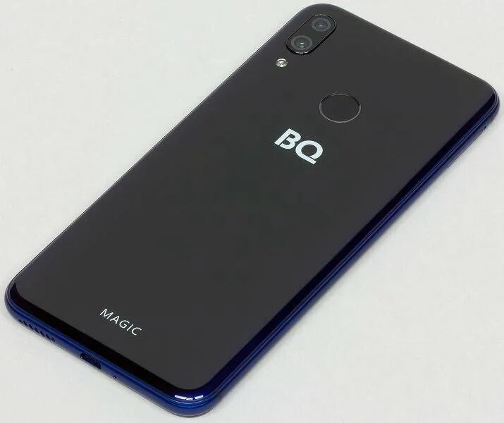 Смартфон мэджик. BQ 6040l Magic. BQ Magic 6040. BQ 6040. BQ BQ-6040l.