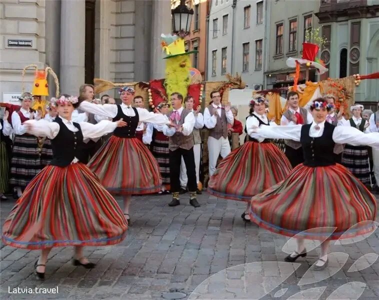 Народный фольклор европы. Народные танцы европы. фольклор европы. latvian people.