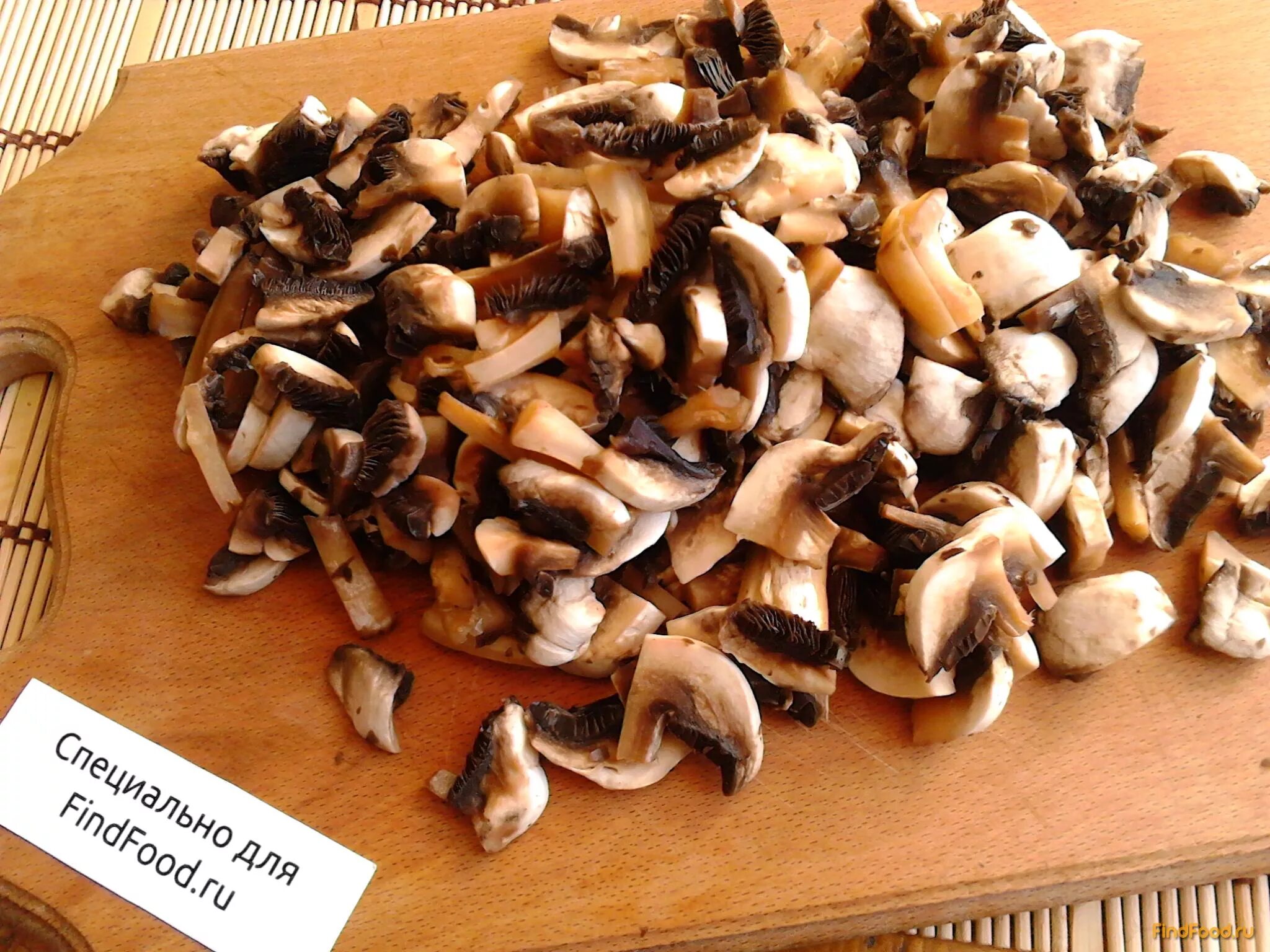 Как приготовить шампиньоны в мультиварке. Шампиньоны в мультиварке. Макароны и шампиньоны рецепты приготовления с фото. Мультиварка с шампиньонами. Шампиньоны на пару в мультиварке.