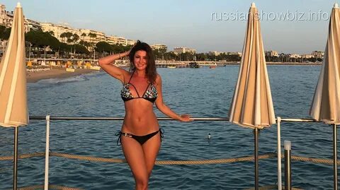 Шлюха дәретханада трафарет (видео)