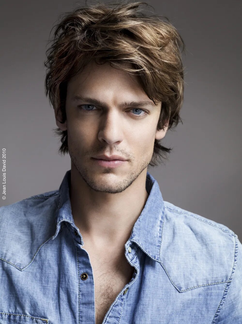 зак эфрон дневники вампира. мужские причёски с длинными волосами. мужские стрижки на длинные волосы. Long bob haircut стрижка man. бен барнс каре мужское каре.