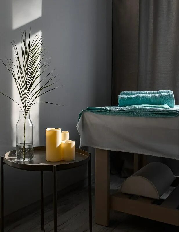 спа салон шум моря плющиха. спа массаж. классический массаж. Kartell столик журнальный tip top. спа процедуры массаж.