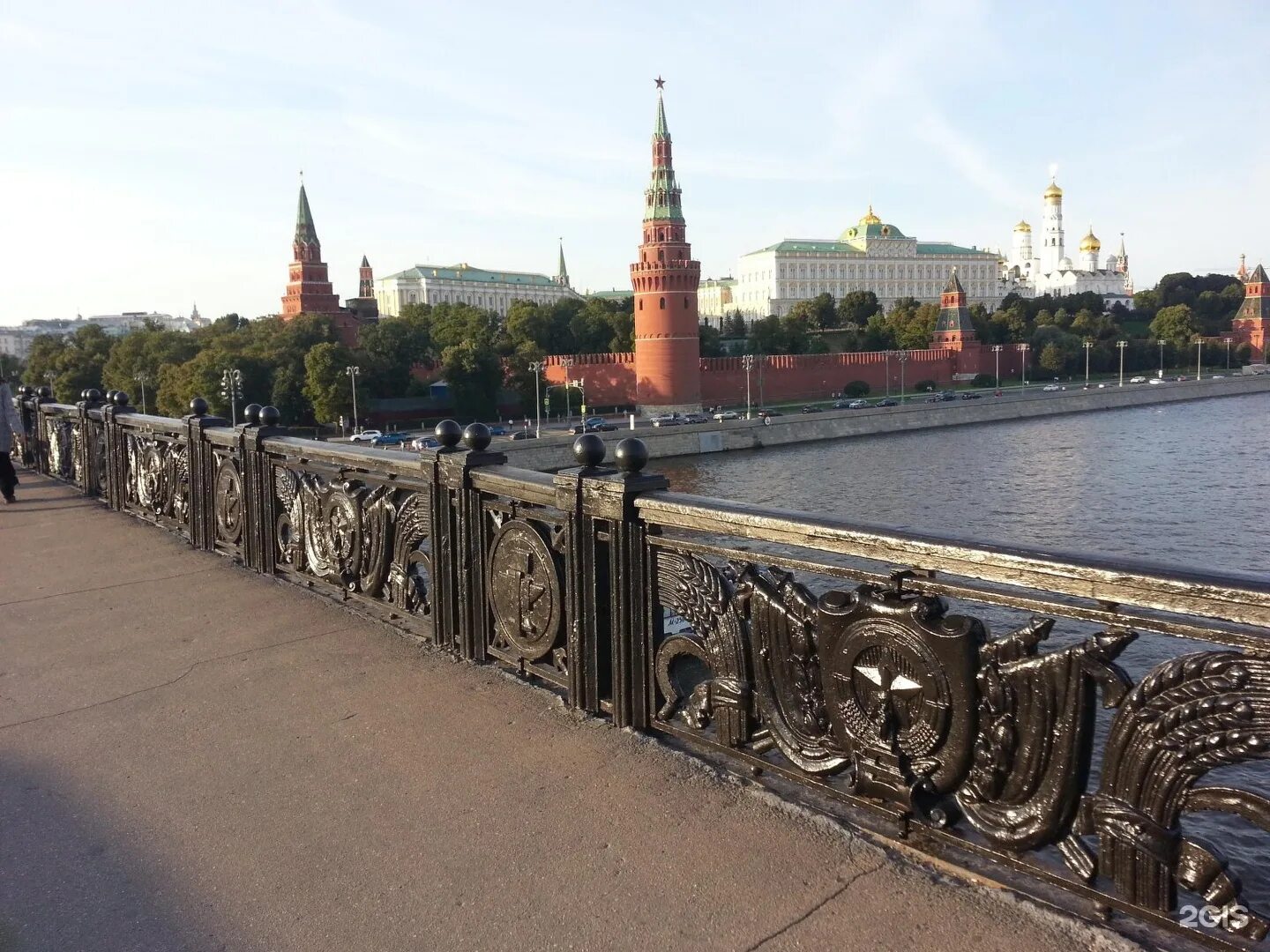 Всехсвятский (большой каменный) мост в москве. Патриарший мост москва река. Большой москворецкий мост в москве. Щусев москворецкий мост. Кремль панорама 180.