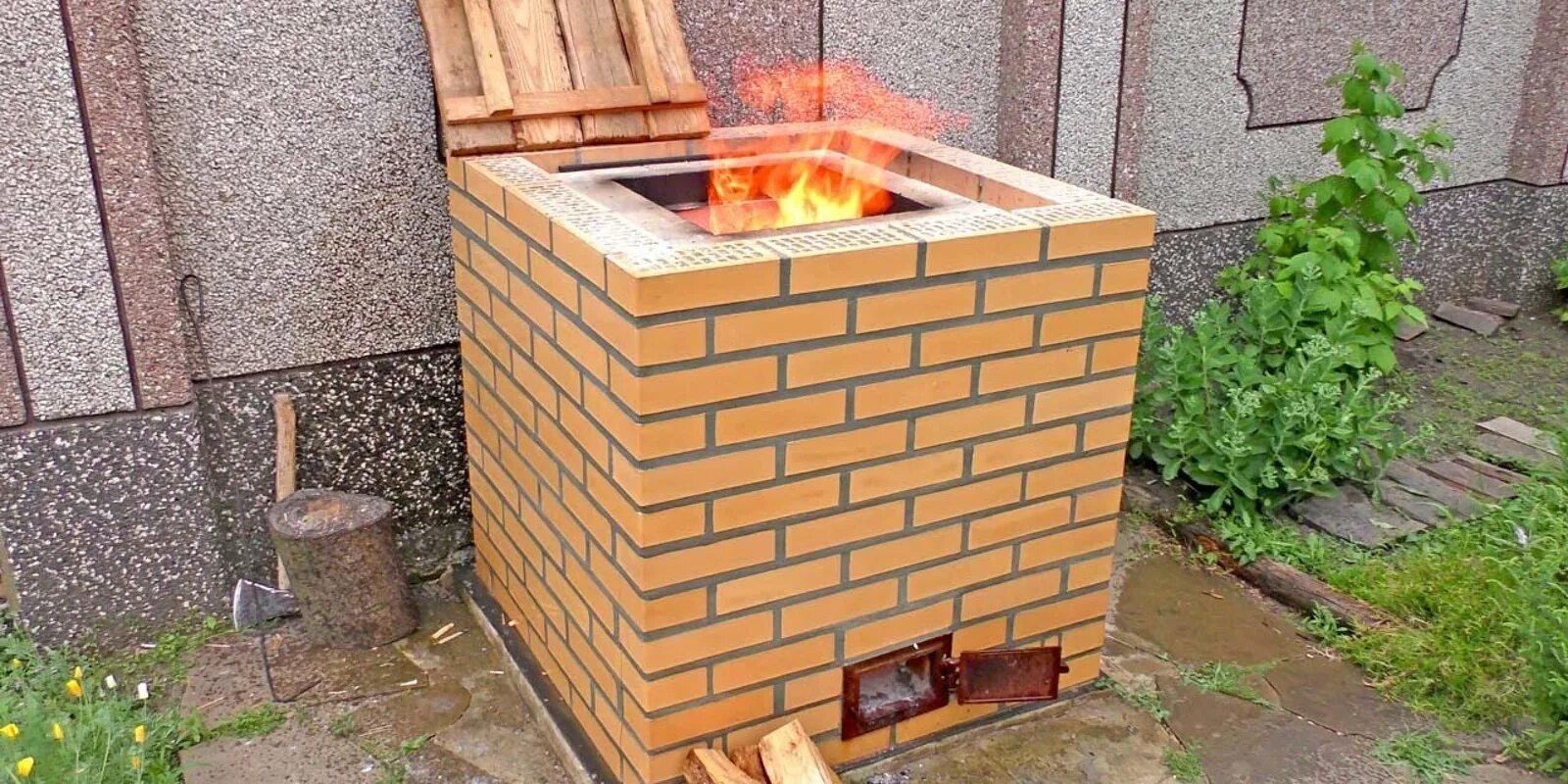 Тандыр из кирпича на даче. Квадратный тандыр из кирпича. Квадратный тандыр из кирпича. Тандыр из шамотного кирпича квадратный. Тандыр из кирпича м200.