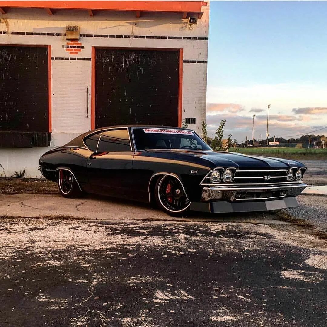 Олд машины. Олд скул маслкары. cadillac muscle car. американские олд скул машины. гангстерские маслкары.