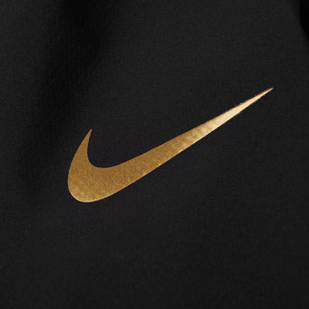 Свуш найк. Nike Gold Swoosh. Golden Swoosh Nike. Nike Swoosh logo.