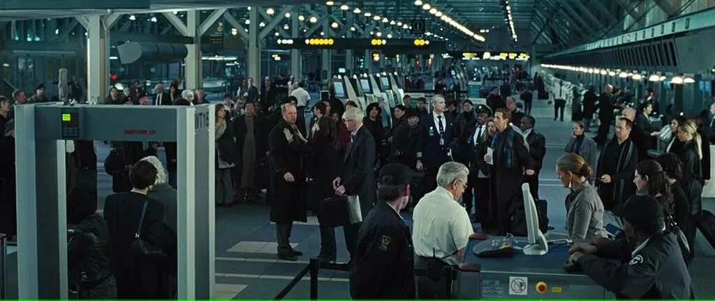 Пассажир г. Пассажиры  passengers (2008). энн хэтэуэй пассажиры 2008. пассажиры 2008 патрик уилсон. дэвид морс пассажиры.