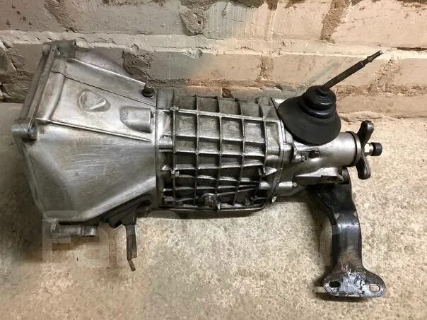 Нива кпп 4. Кпп ваз 2104. Кпп ваз 2121 4 ступка. Мкпп нива 5ст. Купить бу коробку в тихвине на ниву.