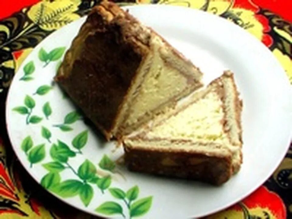 Торт домик из печенья и творога. Торт без выпечки домик. Торт творожный домик. Торт домик из печенья и творога без выпечки. Торт без выпечки домик.