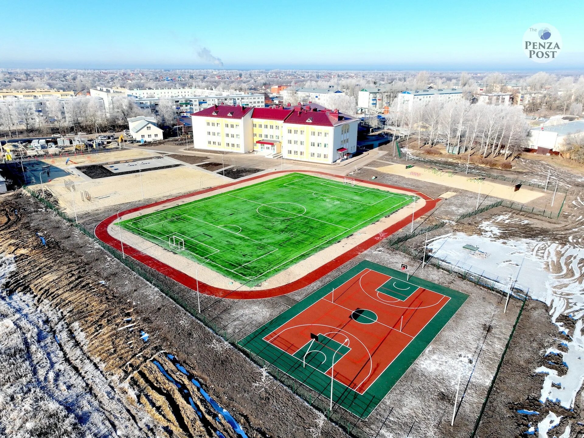 Чемодановка новая школа. Новая школа в Красково Мичурина. Новая школа в новоивановановке. Новая школа в Верхотомке Кемеровский район. Школа 50 пенза