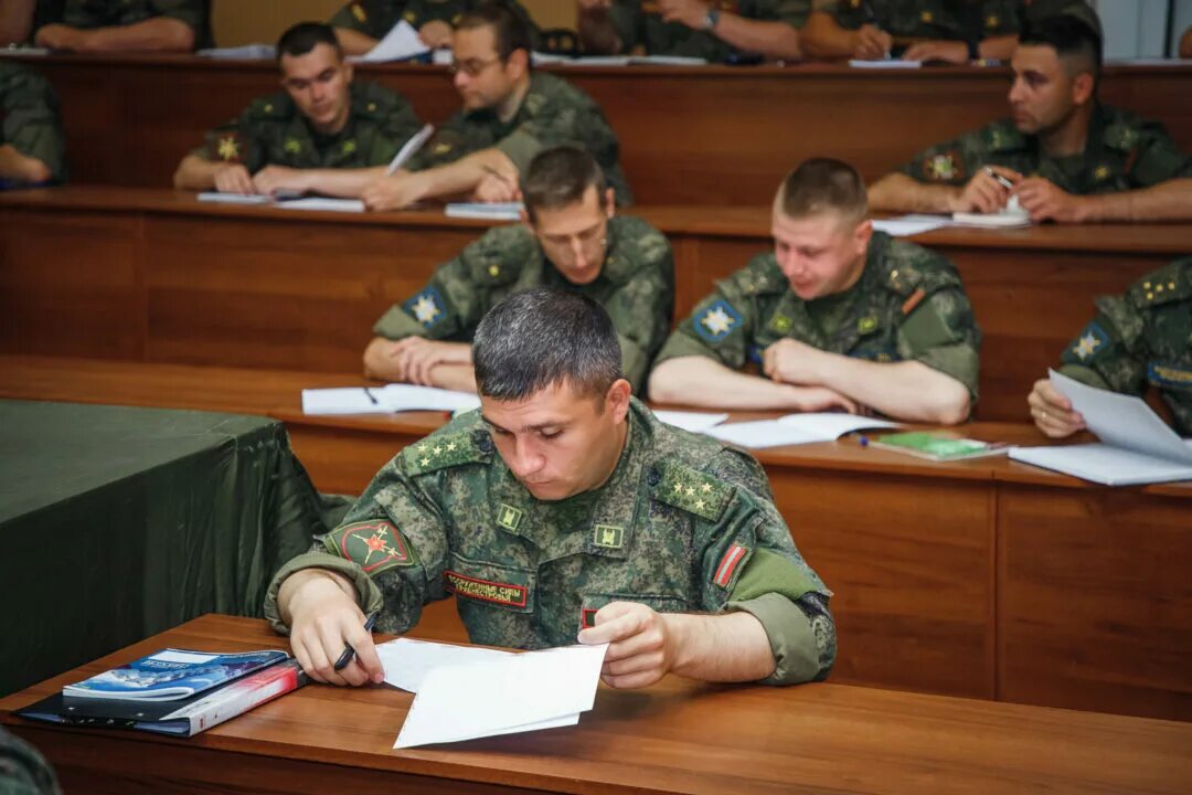 Военно социальное управление. Занятия с военнослужащими. Военная политическая подготовка. Учебные занятия в армии. Занятия с офицерами.