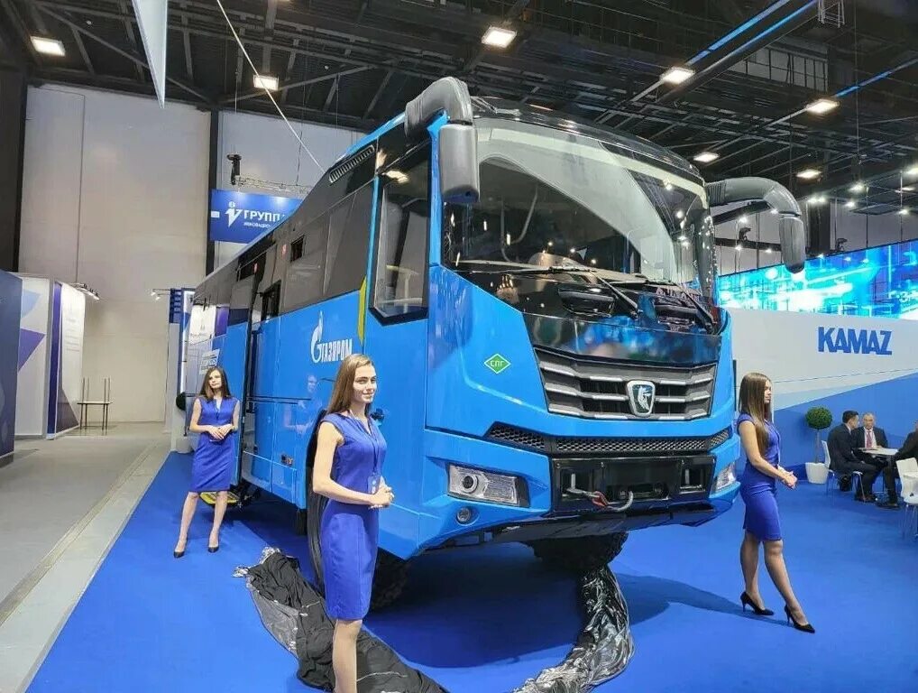 КАМАЗ 6250 автобус. Новый КАМАЗ 2022. Вахтовый автобус КАМАЗ 6250.