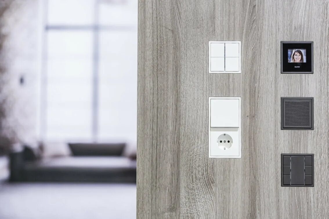 Выключатели jung eco profi. Выключатель jung ls 990. Розетки jung ls 990. Jung. Jung.