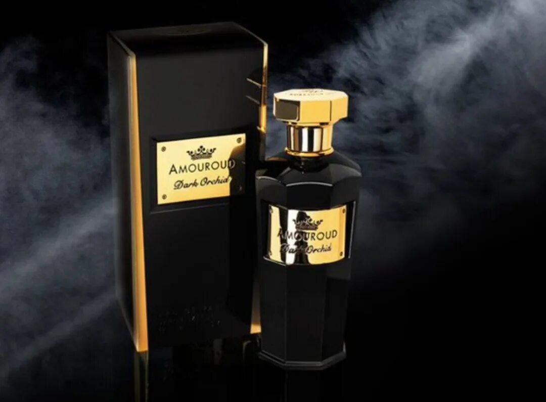 Junoon rose al haramain perfumes. Духи в черном флаконе. Духи черный флакон с золотой крышкой. Селективные духи амораунд. Арабские духи тарикх.