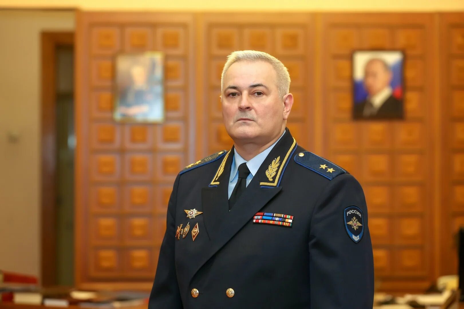 Кто сейчас министр внутренних