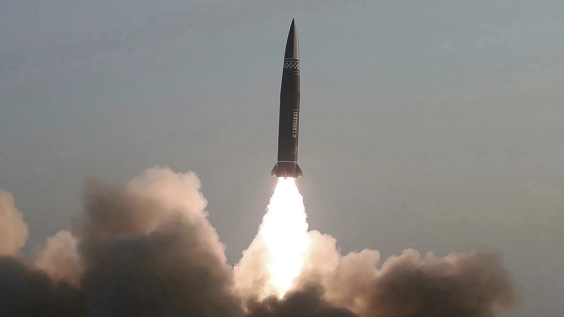 Новое испытание. Баллистическая ракета КНДР 2022. Гиперзвуковая ракета КНДР. Баллистические ракеты Северной Кореи. Северная Корея пуск ракеты.