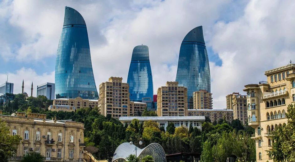 Флейм Тауэрс Баку. Пламенные башни Баку. Три башни в Баку. Пламенные башни Баку Азербайджан.