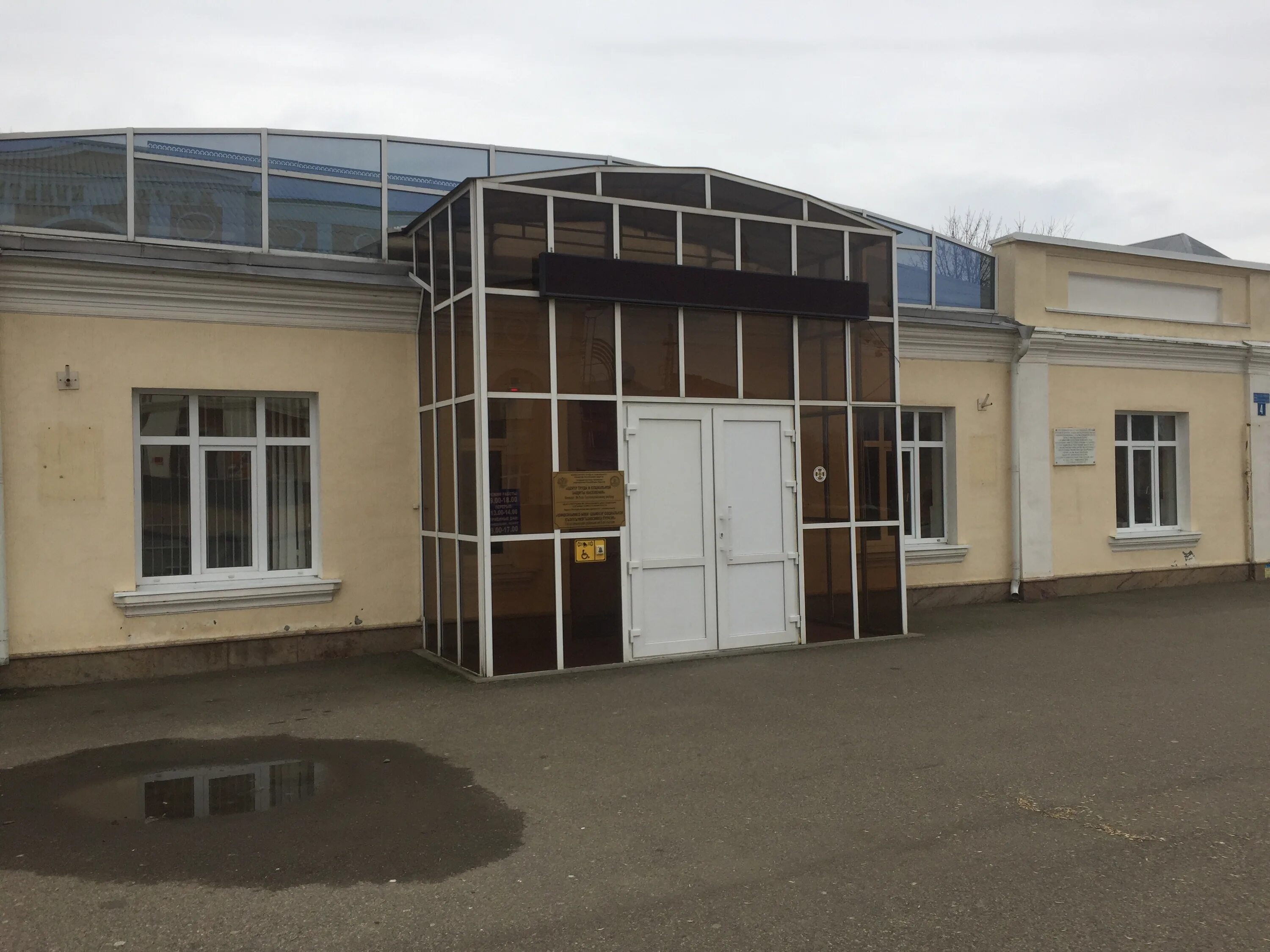 Тахтамукай аул, ул. Республика адыгея, аул тахтамукай, ул. Адыгейская, 97 дробь 1 а. Адыгейская 97/1 а. Дом искусств тахтамукай.