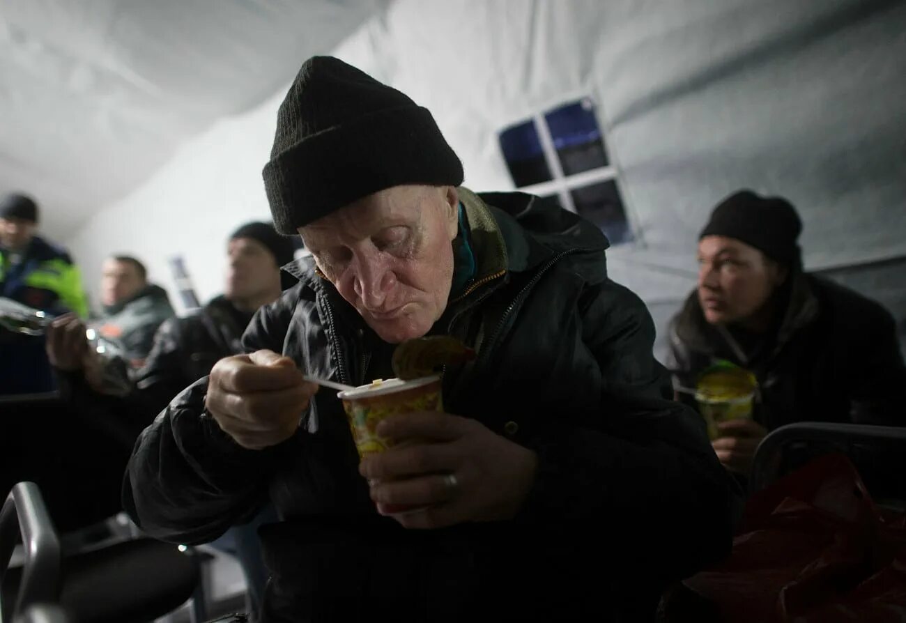 Бедная Россия. Нищие в Москве. Люди оказавшиеся на социальном дне