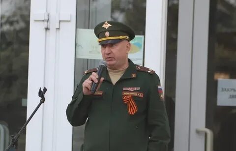 Комиссар военкомата