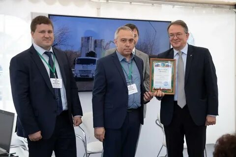 Роо н