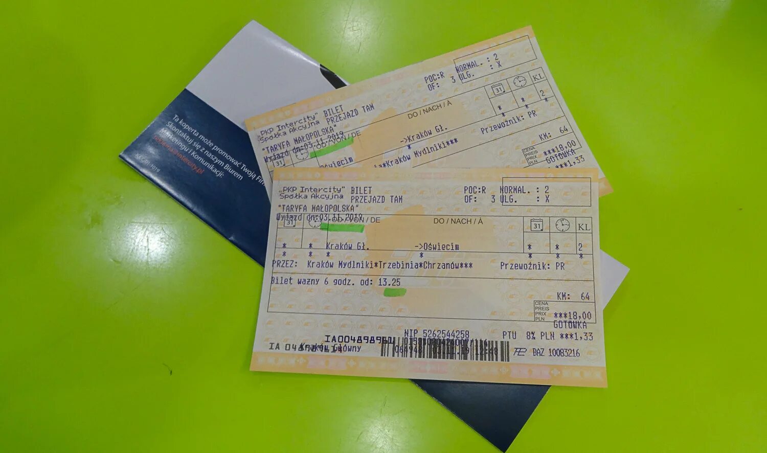 Билет россия украина. Билет в Польшу. Билет на самолет в Польшу. Билет до Польши. Польский билет на поезд.