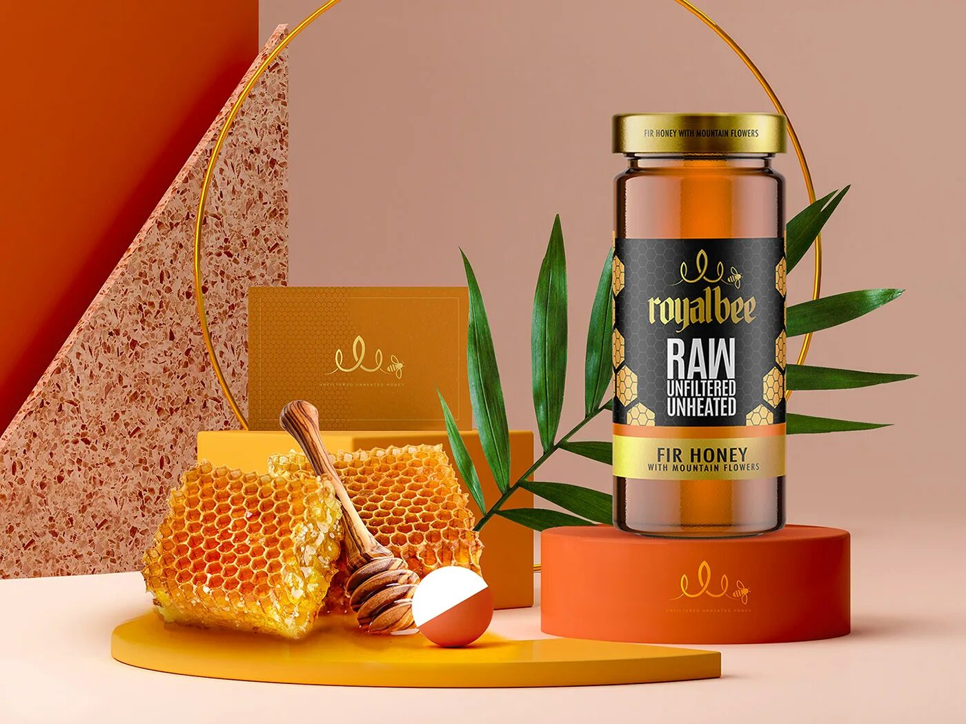 Royalbee. Королевский мед. Honey product. Bee Royal Фаберлик.