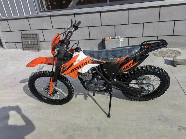 Regulmoto athlete 300. Regulmoto athlete 300