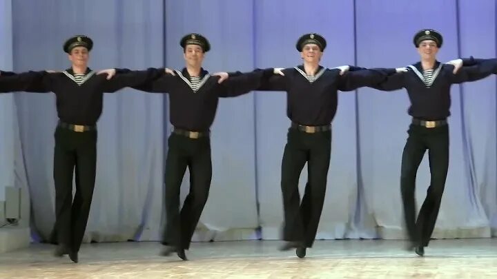 Танец моряков яблочко видео. Танец моряков яблочко видео. Балет игоря моисеева яблочко. Балет игоря моисеева яблочко. Яблочко танец моряков.
