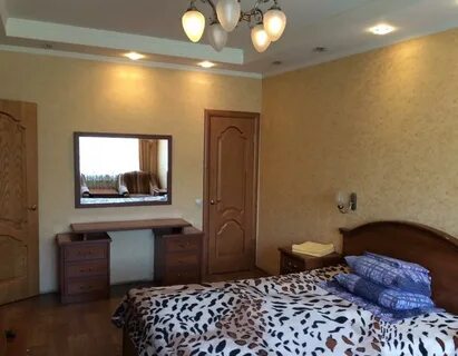Снимаю посуточно квартиру в ленинском районе