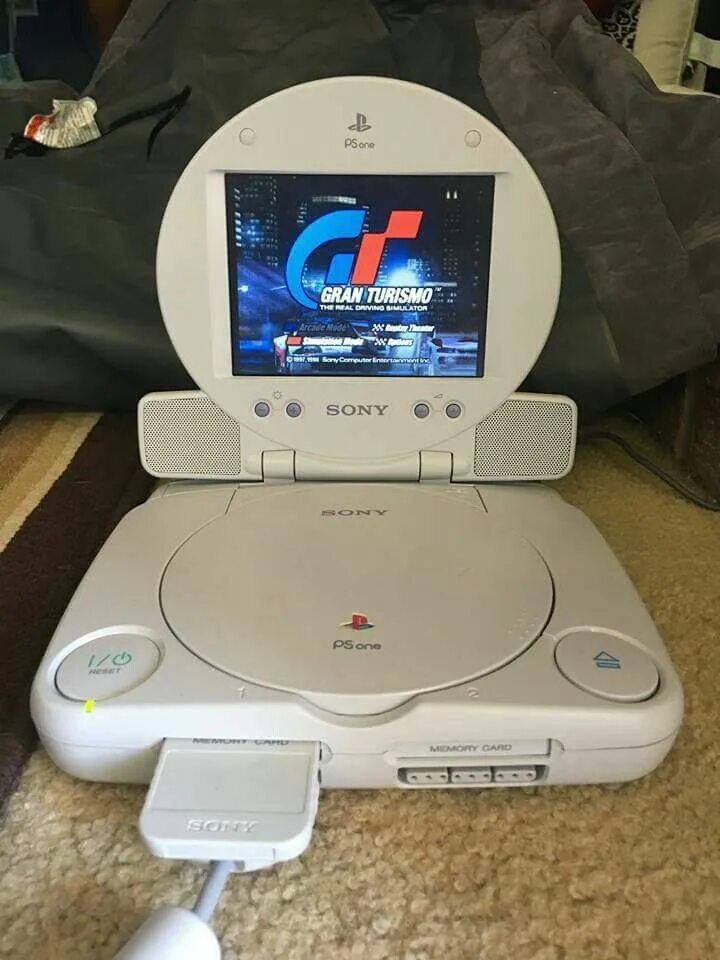 Retro games ps1. Sony playstation 1. sony playstation 1 с экраном. ps1 retro console. sony playstation 1 комплектация.
