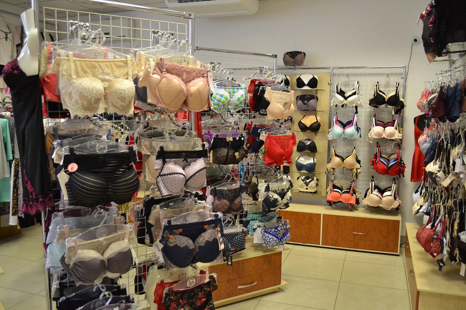 милавица волгодонск. магазин леди шоп уфа проспект октября. Stillok нижнее белье уфа. магазин женского белья. магазин женского белья уфа.