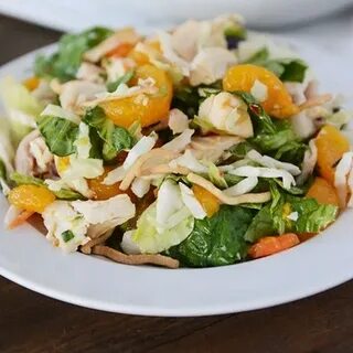 Салат с копченой курицей и апельсином рецепт