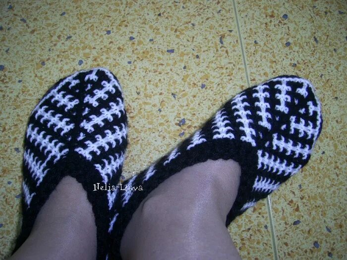 следки ленивым жаккардом спицами. тапочки следки ленивый жаккард. тапочки следочки носочки ленивым жаккардом. тапочки ленивым жаккардом. тапочки следки ленивый жаккард валентины галенской.