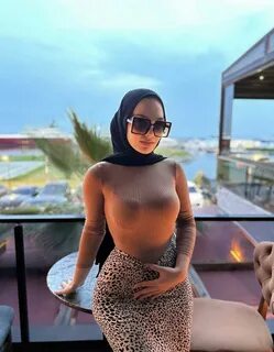 TikTok'ta 862 bin, Instagram'da ise 336 bin takipçisi olan fenome...